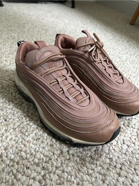 Women's Nike Sneakers Air Max